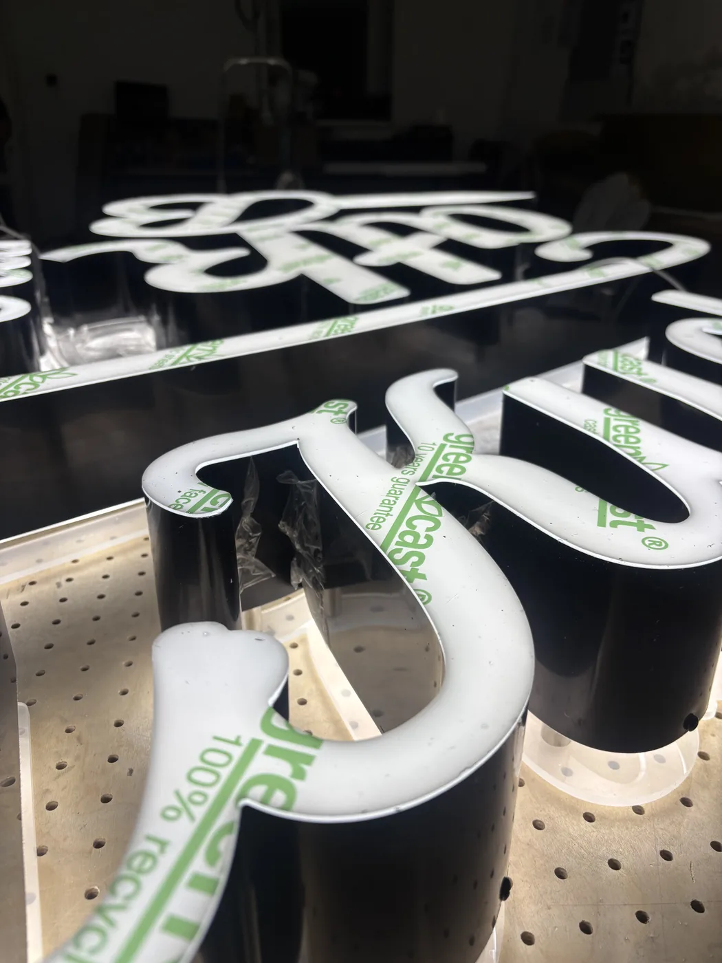 Litery 3D LED — realizacja Ledsy Local 31 z 47