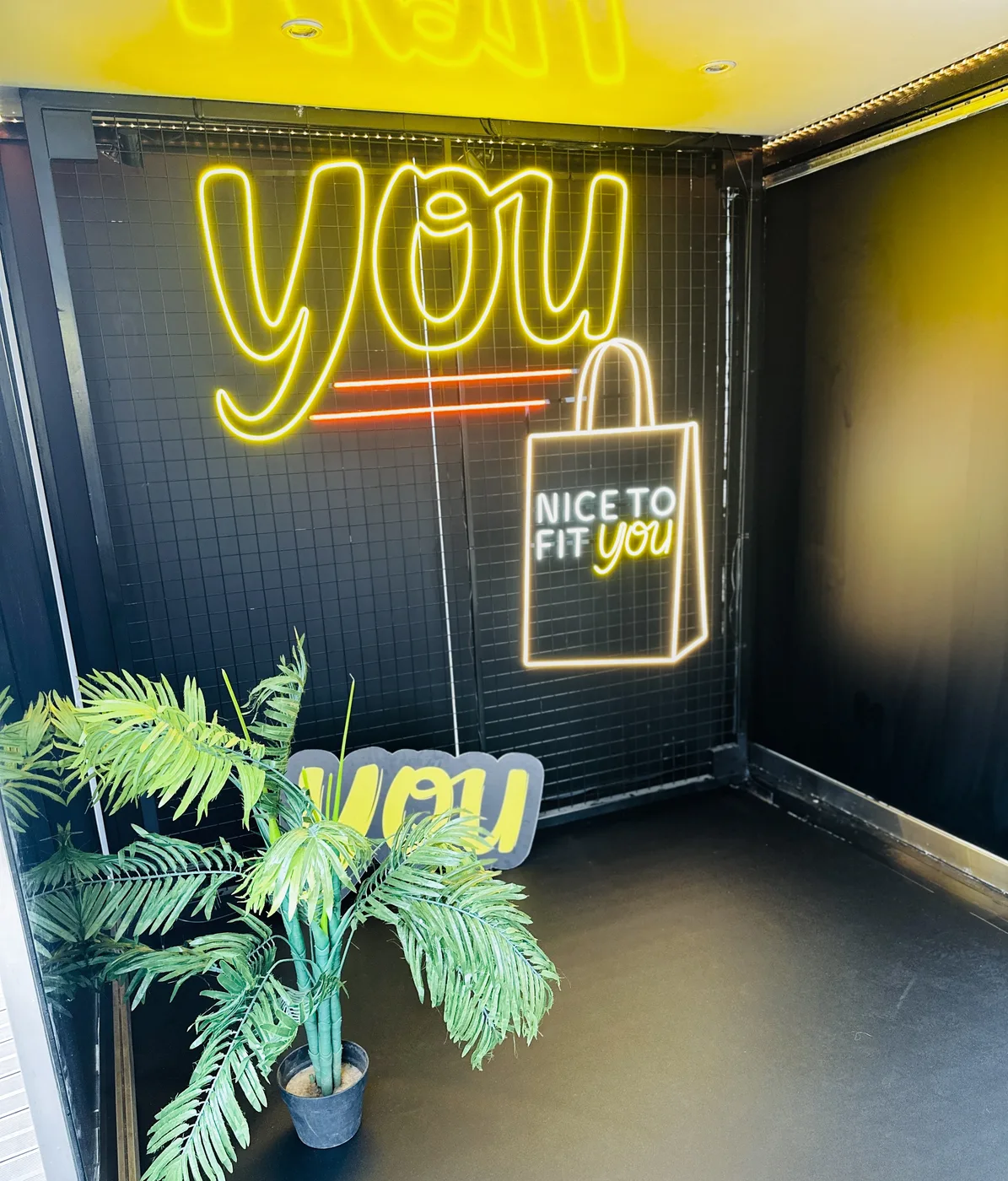 Litery 3D LED — realizacja Ledsy Local 41 z 47