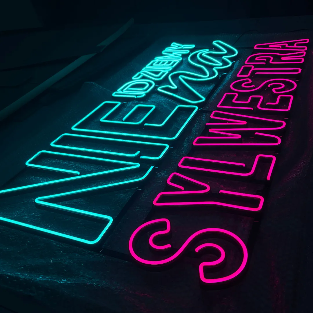 Realizacja Ledsy Local — Neony LED