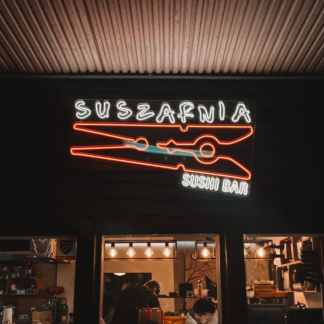 Realizacja Ledsy Local — Neony LED