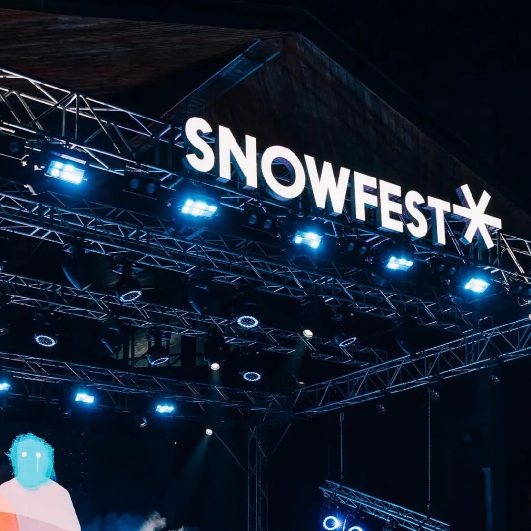 Litery 3D podświetlane — SnowFest