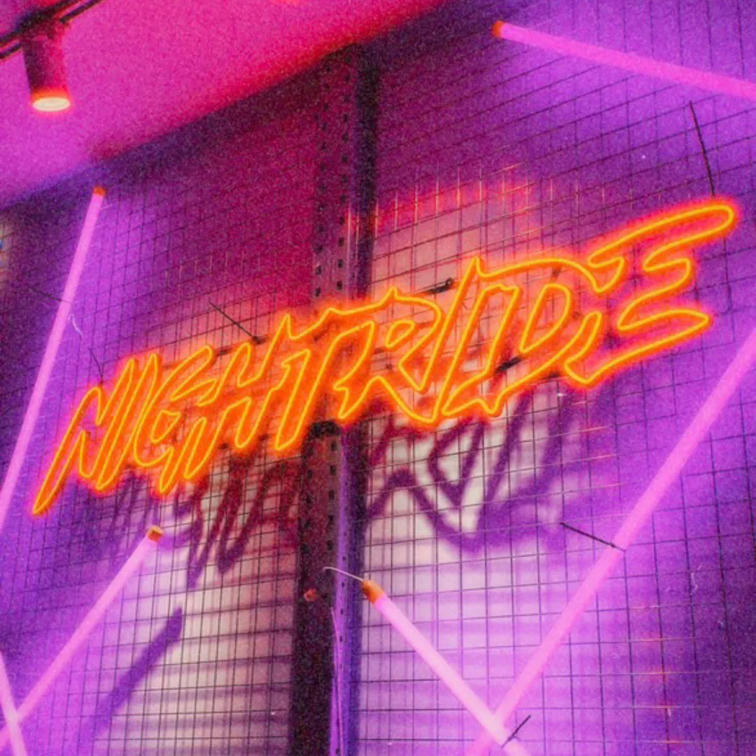 Logo firmy podświetlane na ścianę — Nightride