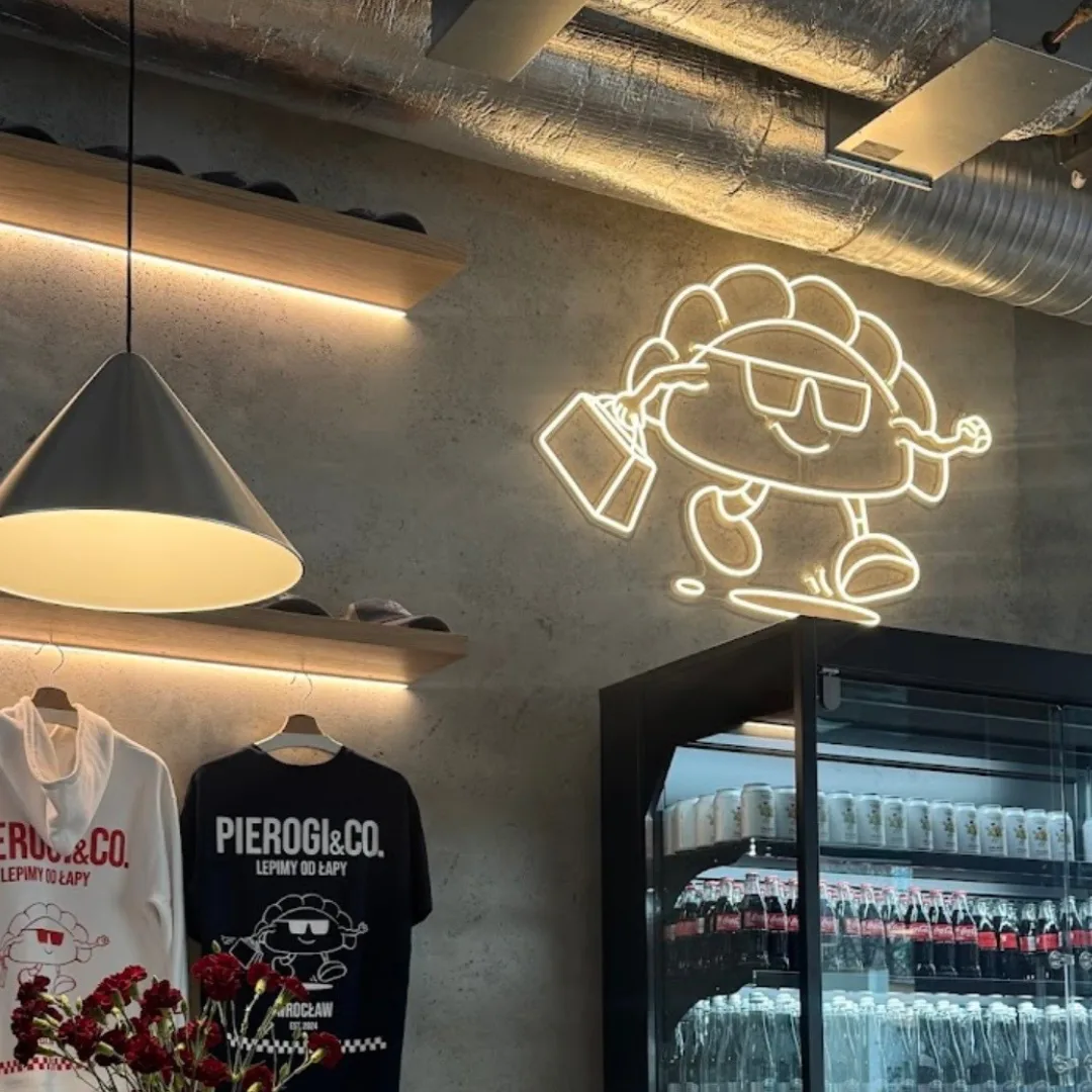 Neony LED + kaseton dla PIEROGI&Co.